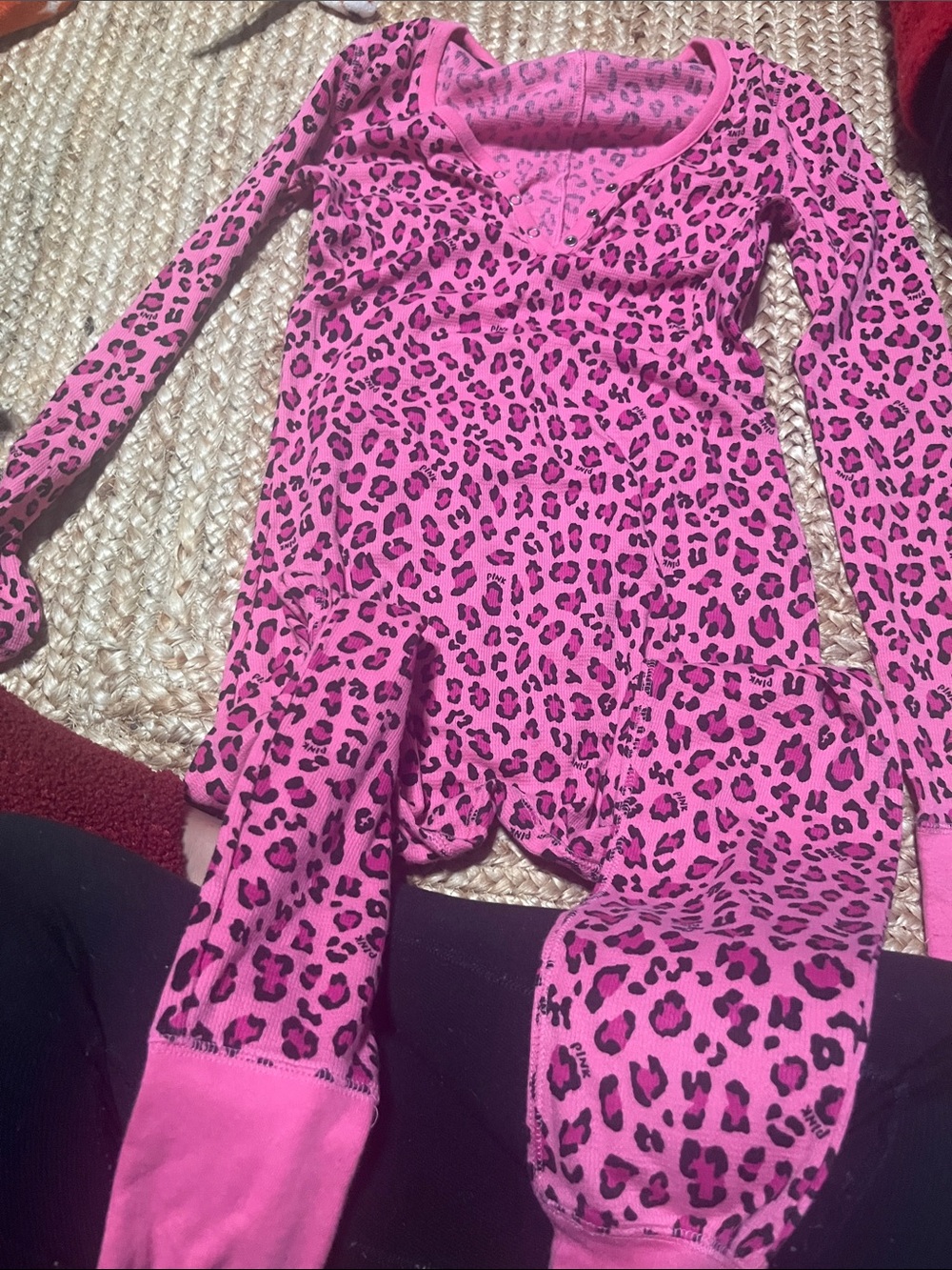 PINK Victoria's Secret Hot Pink Leopard Kids Pajama Set